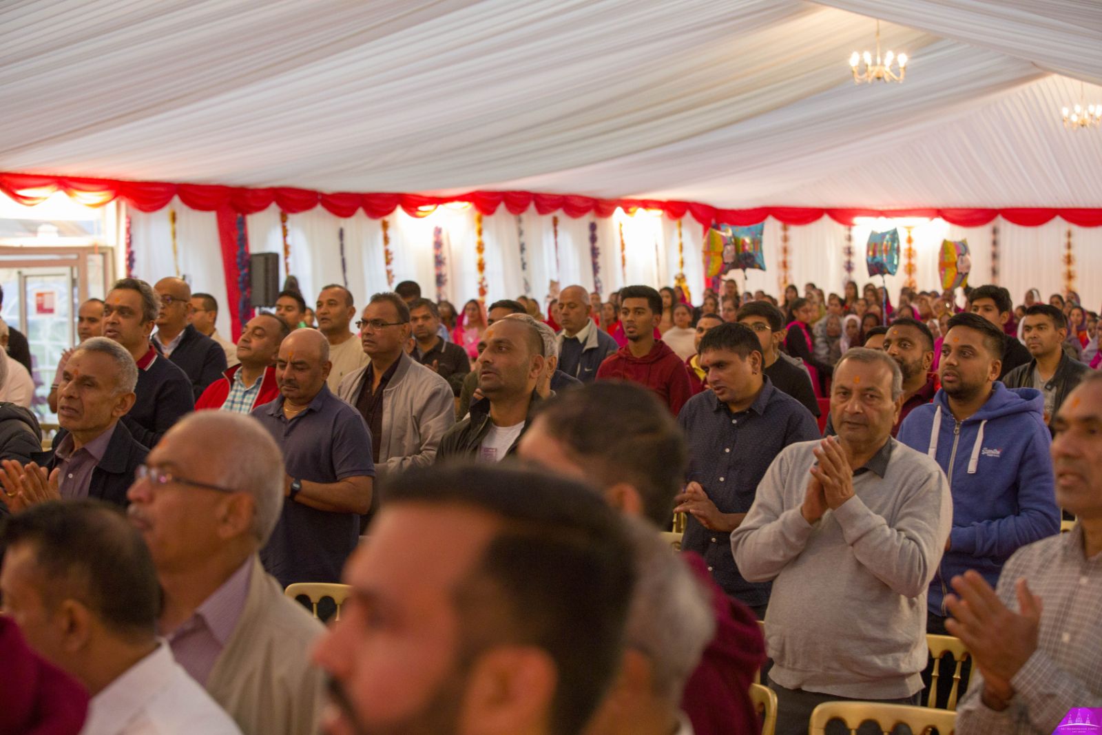 ©1987-2017 SKS Swaminarayan Temple East London